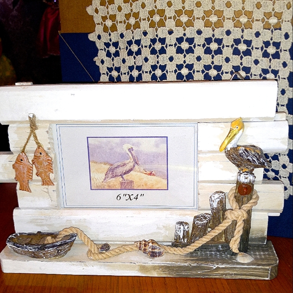 4"x6" frame handcrarved wood detailed amazing. New